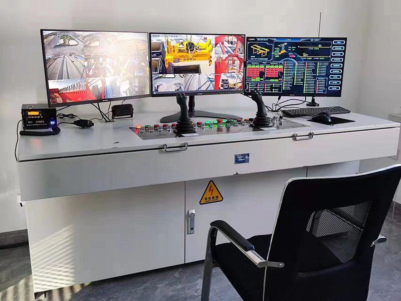 What are the characteristics of the control panel